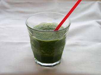 大和まなのフレッシュジュース