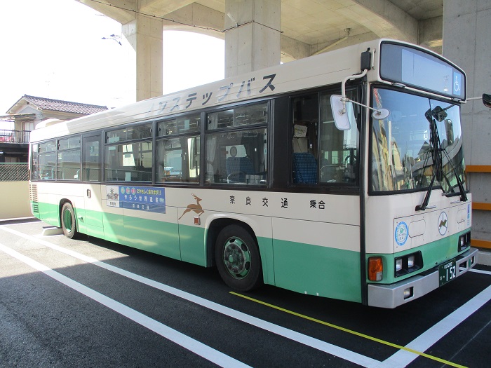 奈良交通バス車内広告1