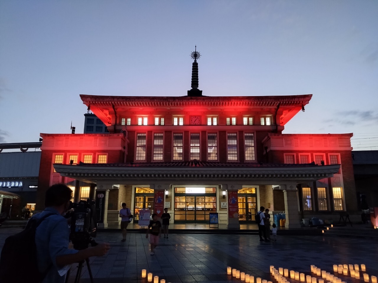 JR奈良駅旧駅舎ライトアップの様子