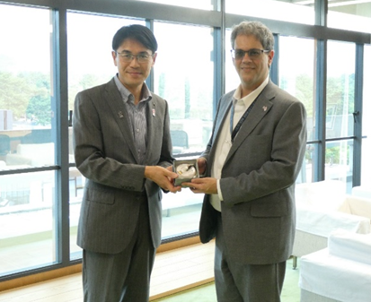 表敬訪問の様子