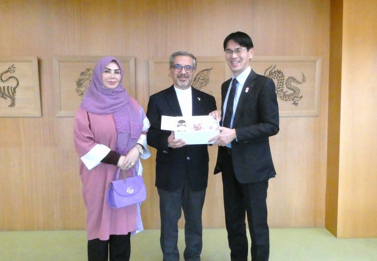 表敬訪問の様子