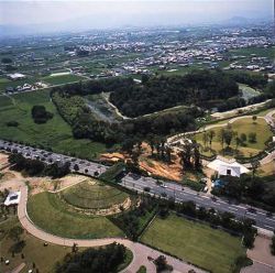 狐塚古墳の航空写真