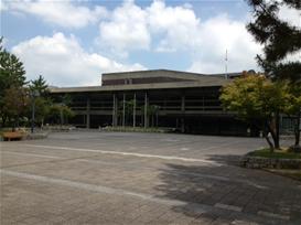 奈良県文化会館の外観
